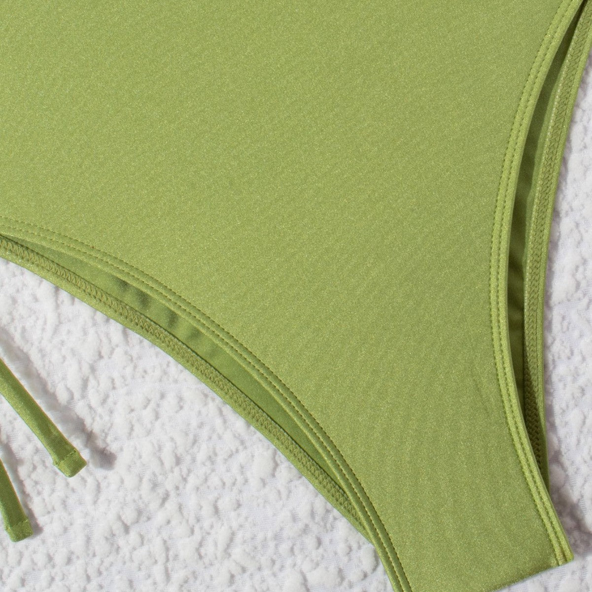 Maillot de bain triangle femme avec liens R&B