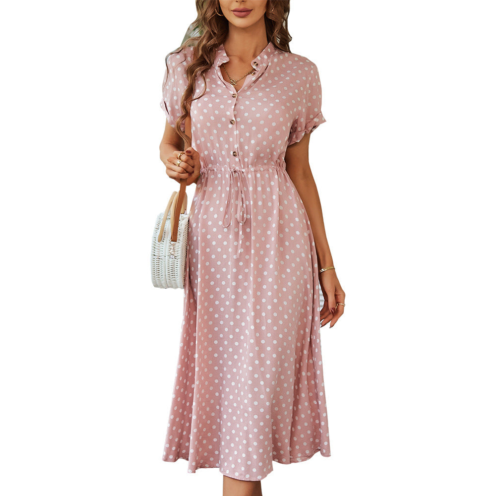 Robe midi pour dames avec des pois, des boutons et une ceinture à nouer