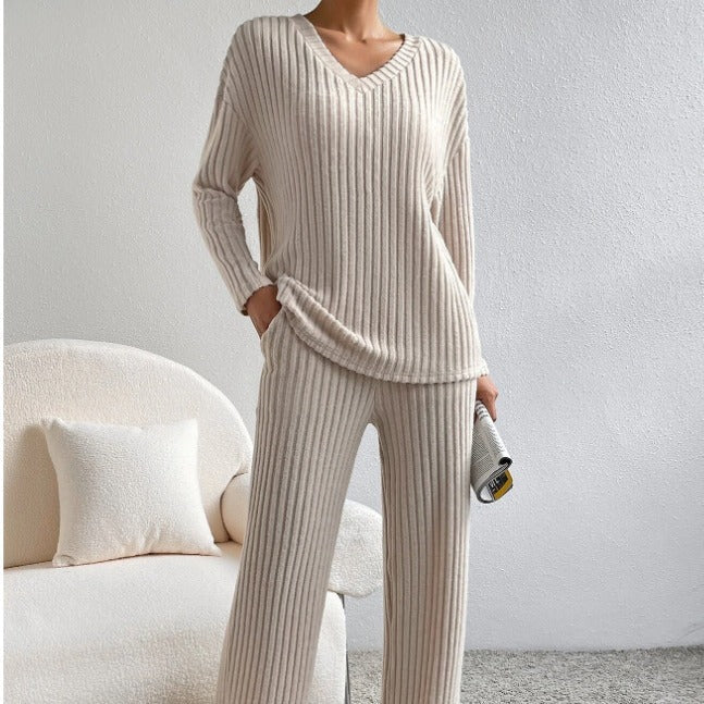 Costume en tricot élégant et confortable pour femmes