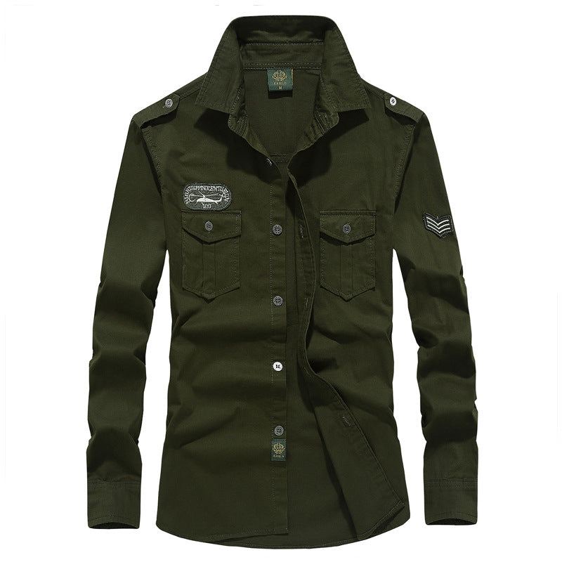 Chemise utilitaire pour hommes inspirée par le militaire en mélange de coton avec épaulettes, poches poitrine et patchs emblématiques Echo Archiv
