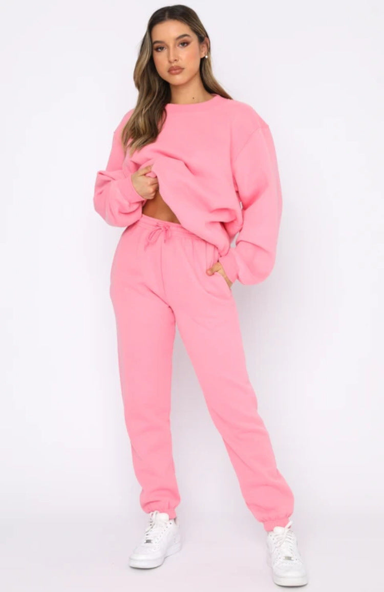 Ensemble de loungewear Cozy à deux pièces pour femmes avec col rond oversize et jogging taille haute avec cordon Echo Archiv