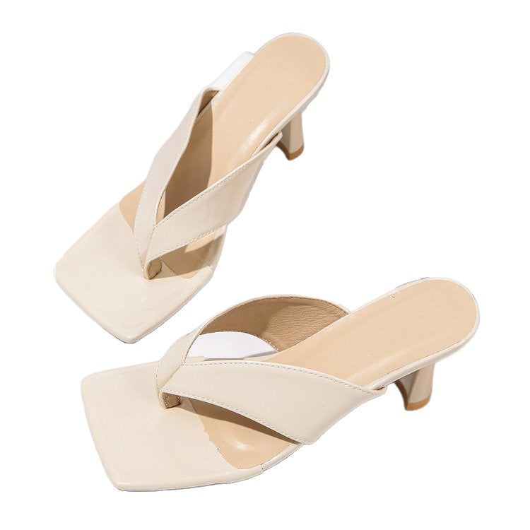 Sandales à talons mode pour femmes avec bout carré et talon élégant R&B