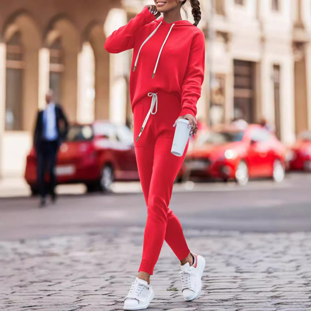 Ensemble de sweat à capuche décontracté et pantalon de jogging ajusté pour femmes