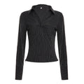 Chemisier ajusté à manches longues pour femmes avec décolleté en V twisté, col chemise et effet à rayures Echo Archiv