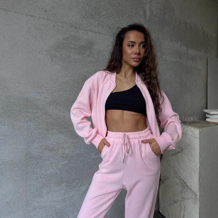 Ensemble en velours doux pour femmes avec bomber à fermeture éclair courte et pantalon taille haute avec fente Echo Archiv