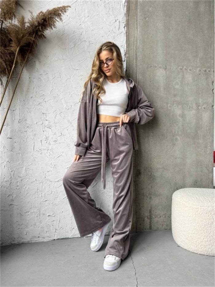 Ensemble en velours doux pour femmes avec veste à capuche et pantalon de jogging ample Echo Archive