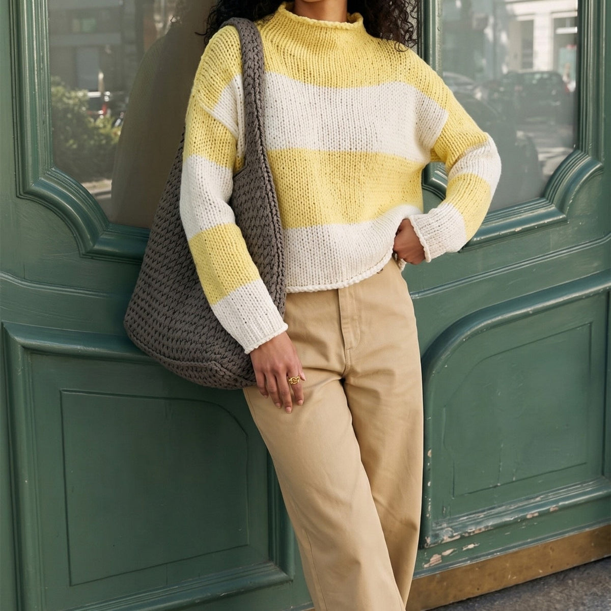 Pull cropped en grosse maille pour femmes avec col montant et manches raglan Echoarchiv