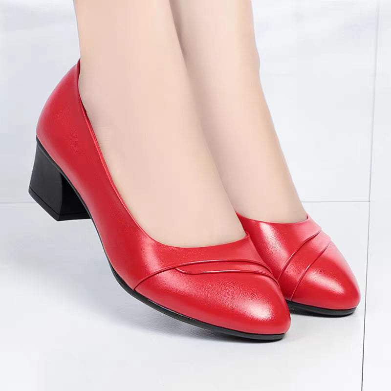Pompes confortables pour femmes avec un design élégant à volants et un talon bloc confortable Heidi-Mode