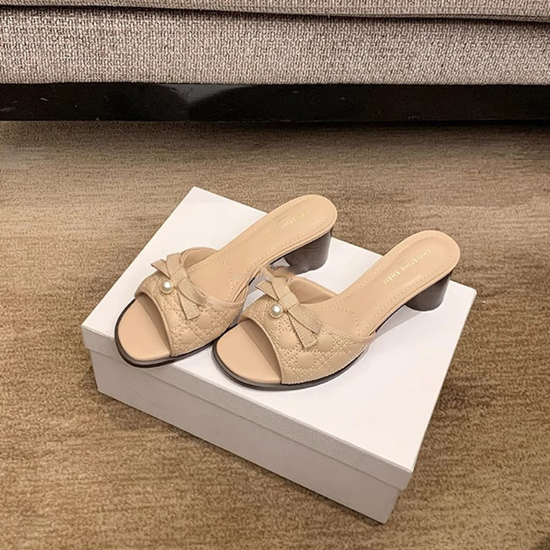 Mules élégantes pour femmes avec ornement en perles et talon confortable R&B