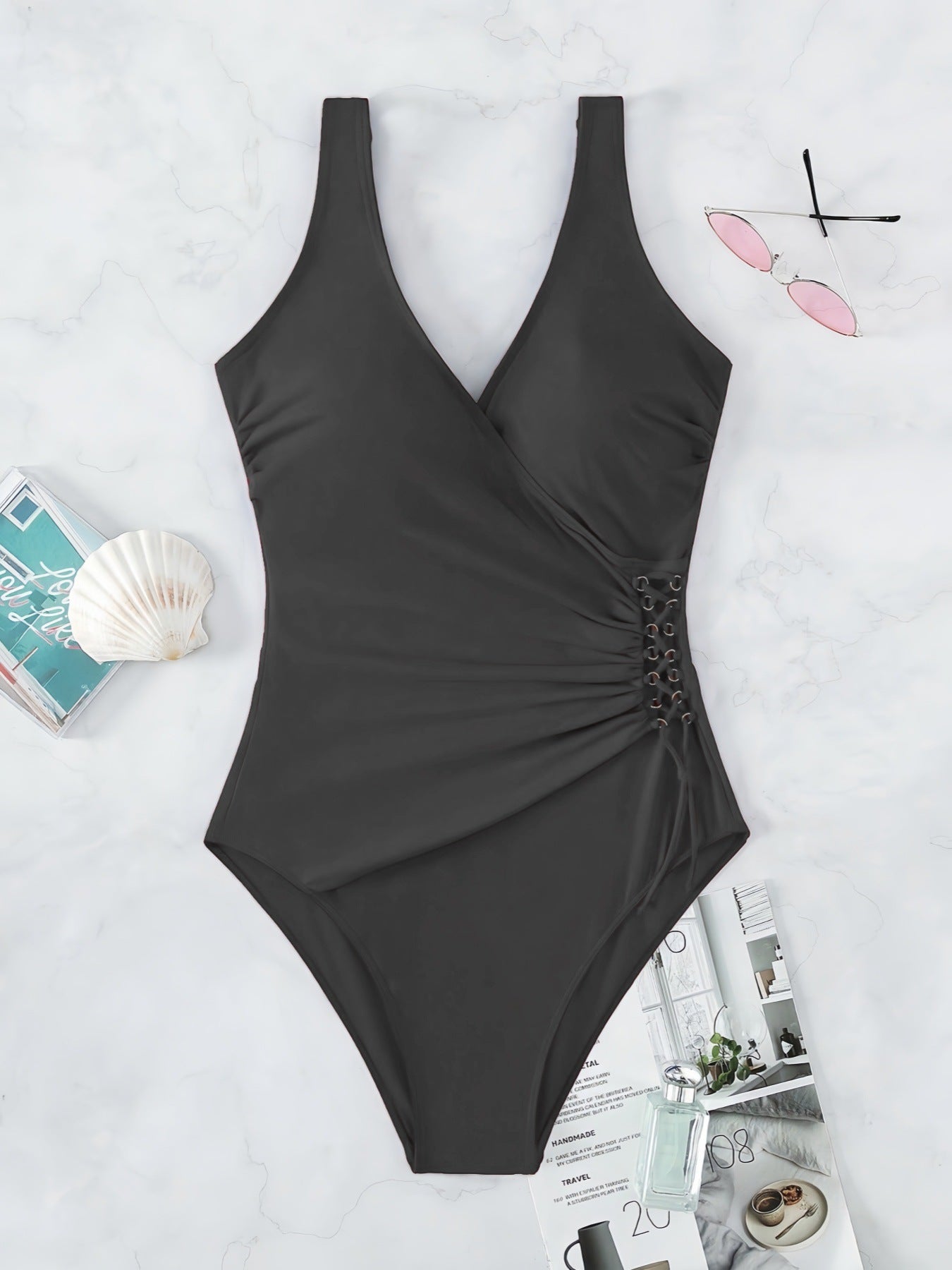 Maillot de bain une pièce pour femmes avec un design drapé raffiné R&B