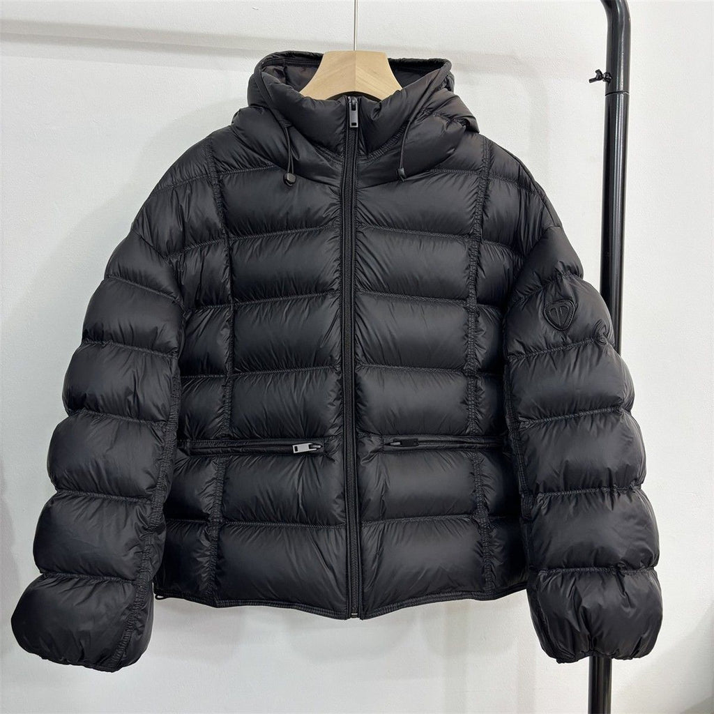Veste thermo matelassée courte pour femmes avec capuche, poches zippées et bords élastiques Echo Archiv