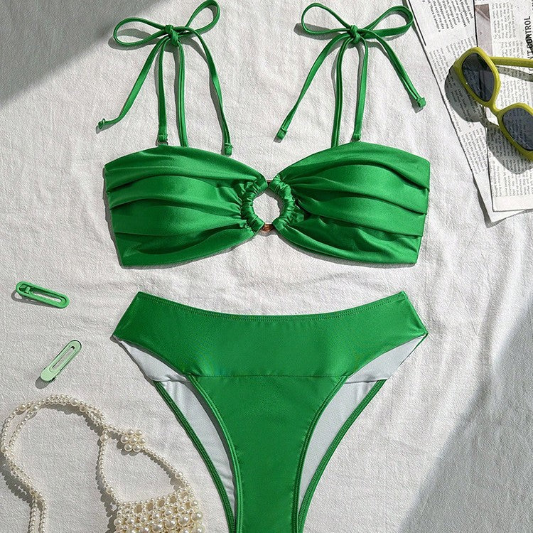 Ensemble de bikini triangle élégant pour femmes avec détails en volants R&B