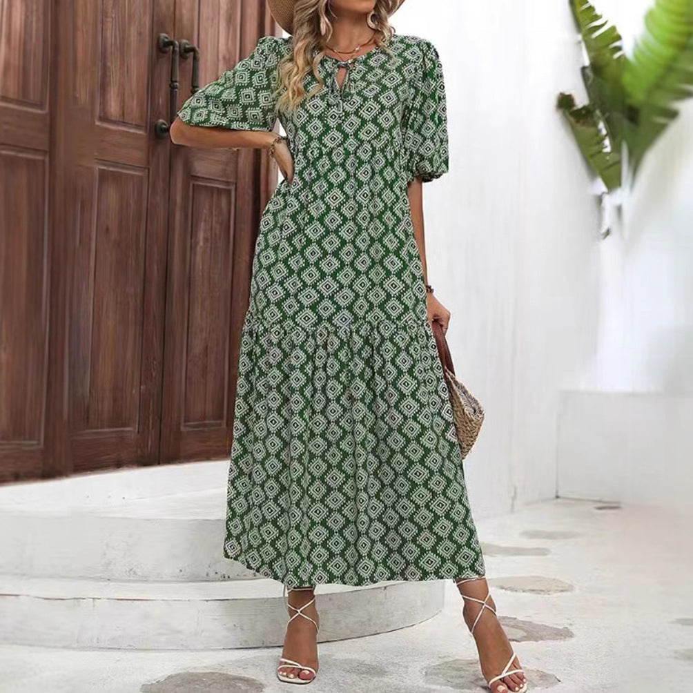 Robe maxi aérienne pour femmes avec imprimé ethnique géométrique, jupe à volants froncée et décolleté clé R&B