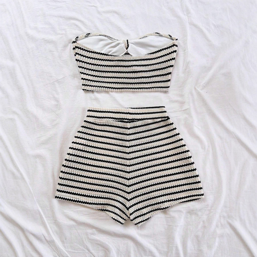 Ensemble top bandeau et short pour femmes avec motif rayé marin R&B
