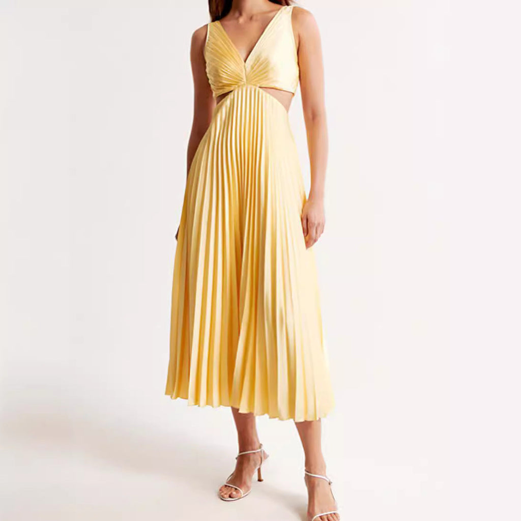 Robe midi plissée pour femmes avec partie bustier torsadée et découpes latérales R&B