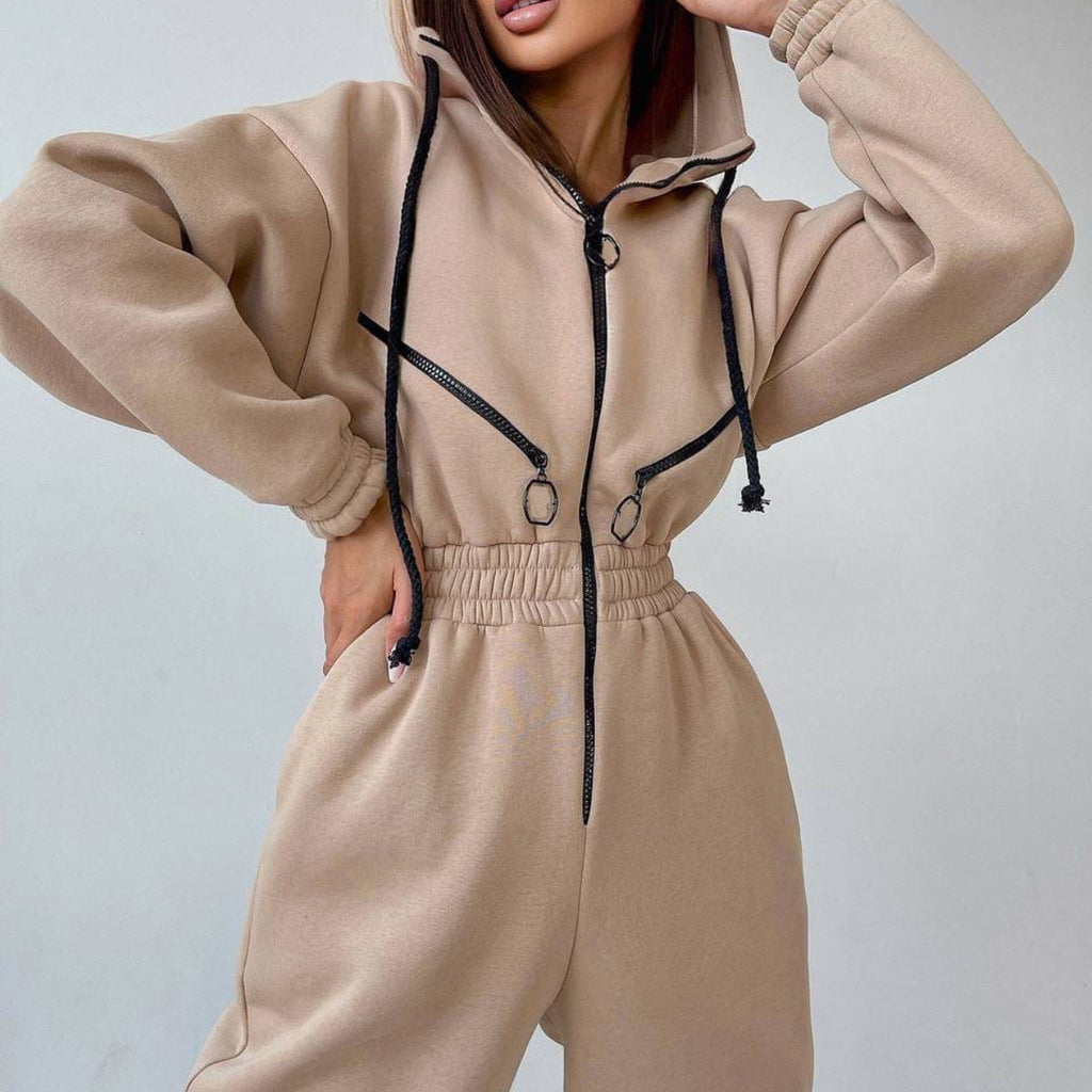Combinaison ajustée à capuche pour femmes avec taille élastique et fermetures éclair contrastées marquantes Echo Archive