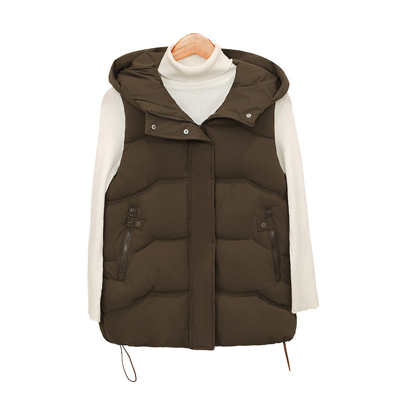 Gilet à capuche matelassé pour femmes avec rabat de fermeture éclair caché, cordon ajustable à la taille et poches zippées fonctionnelles Echo Archiv