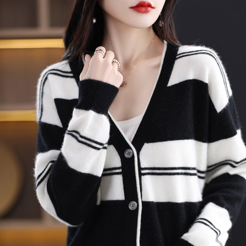 Cardigan midi pour femmes avec rayures, décolleté en V et manches longues
