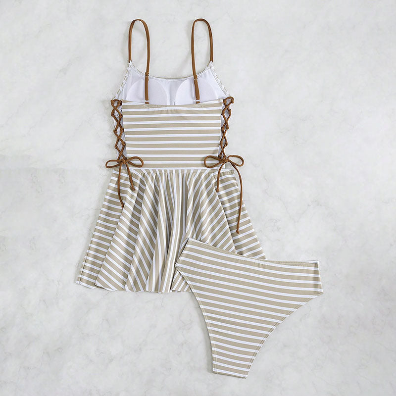 Ensemble de tankini dos nu pour femmes avec design à volants tendance R&B