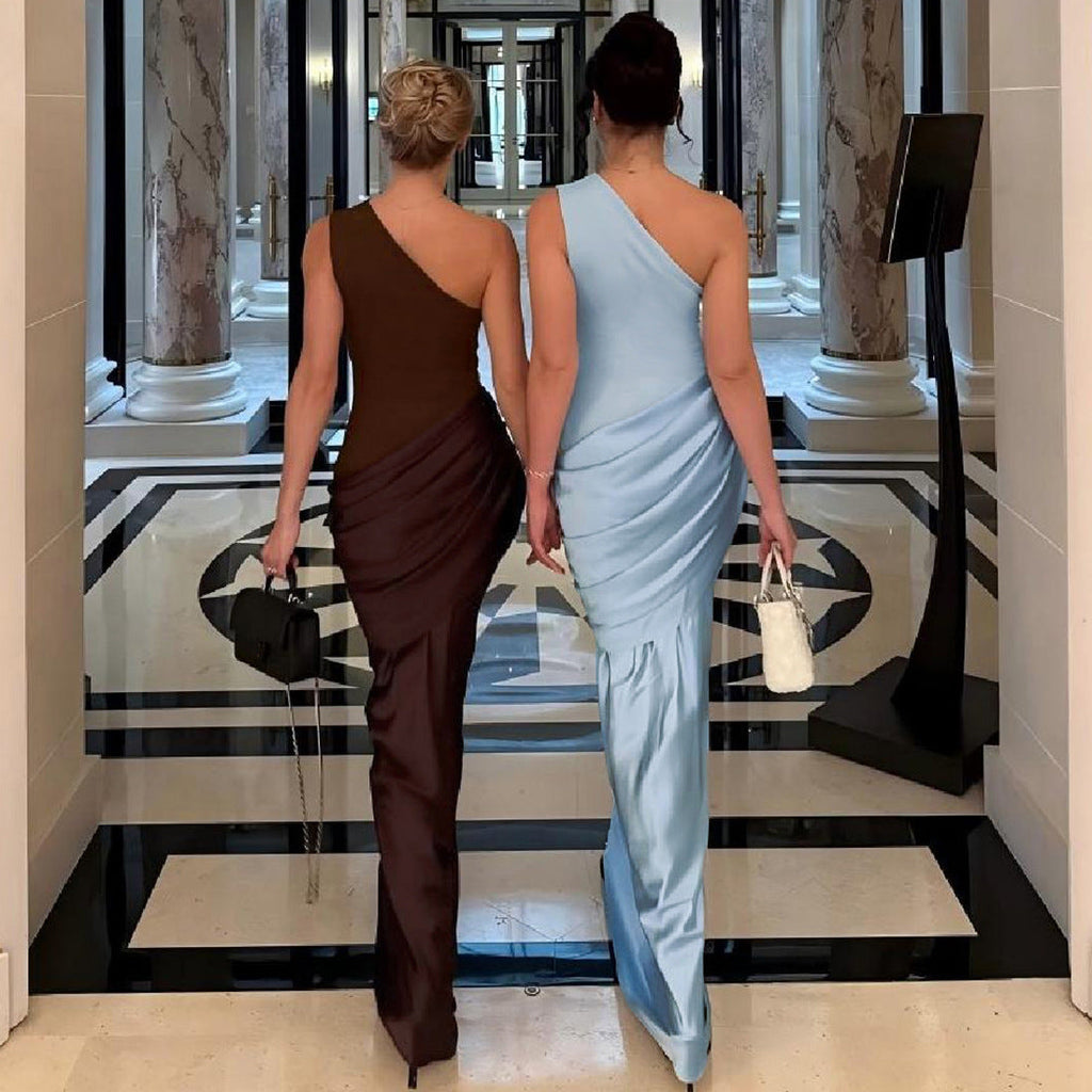 Robe maxi élégante pour femmes avec coupe asymétrique et drapés raffinés Heidi-Mode