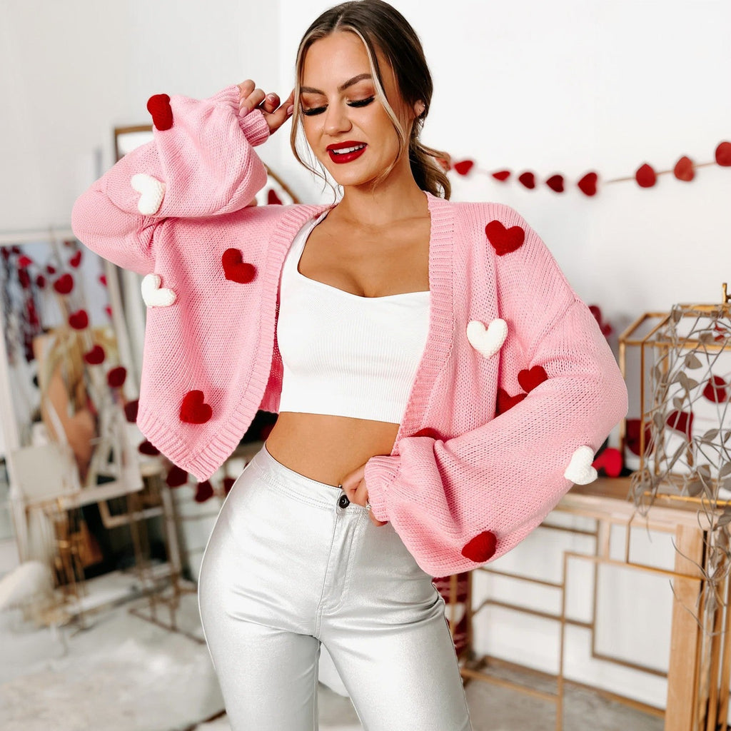 Cardigan court oversize pour femmes avec appliques en forme de cœur 3D et manches ballon larges Echoarchiv