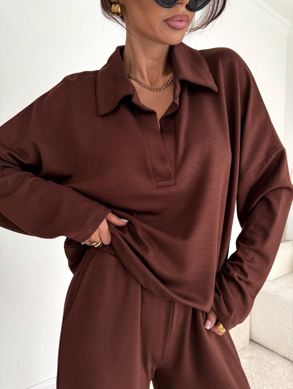 Ensemble de loungewear pour femmes avec col chemise - Sweatshirt court et pantalon palazzo large Echo Archiv