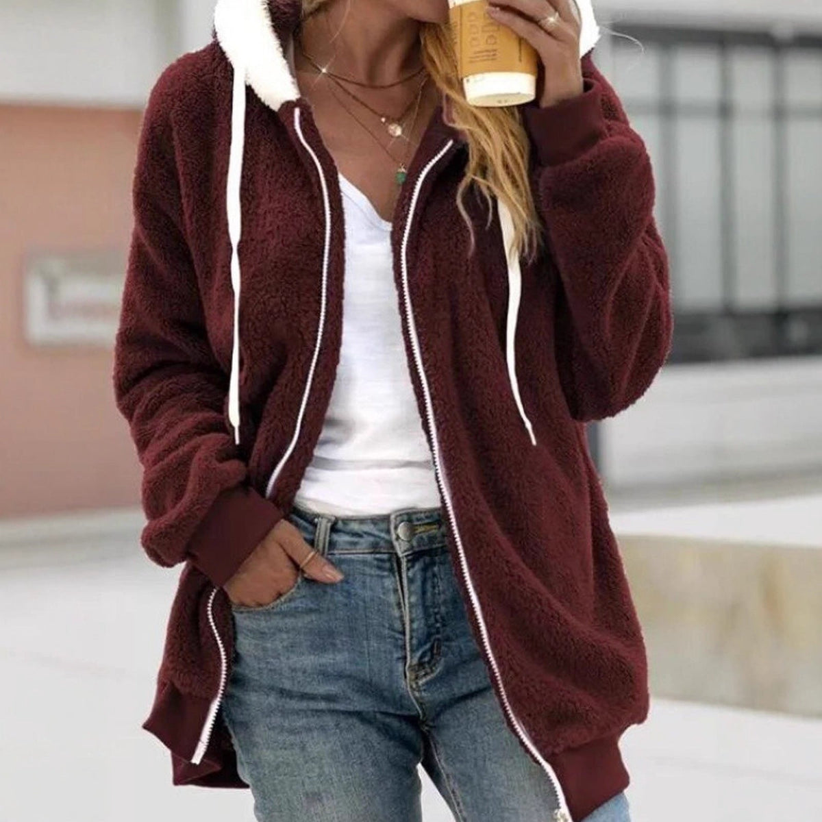 Veste à capuche en teddy polaire douillette pour femmes avec fermeture éclair et coupe oversized