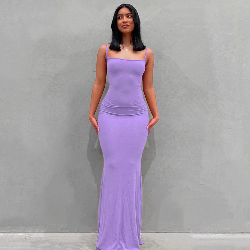 Robe maxi en jersey ajustée pour femmes avec drapés cintrés, manches longues et ourlet évasé Echoarchiv