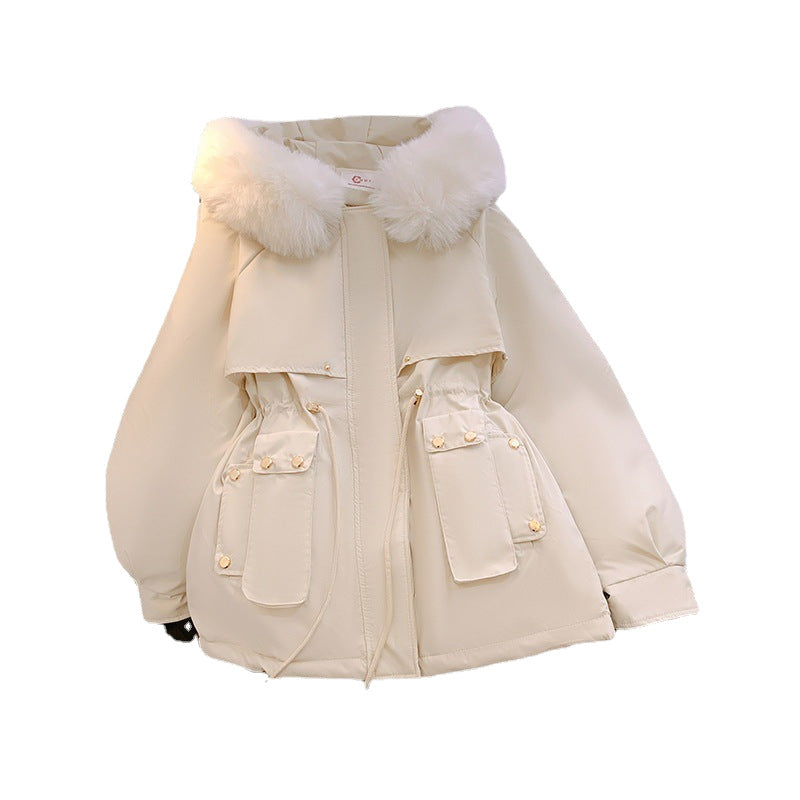 Parka courte utilitaire pour femmes avec col en fausse fourrure volumineux, poches cargo et cordon de serrage cintré Echo Archiv