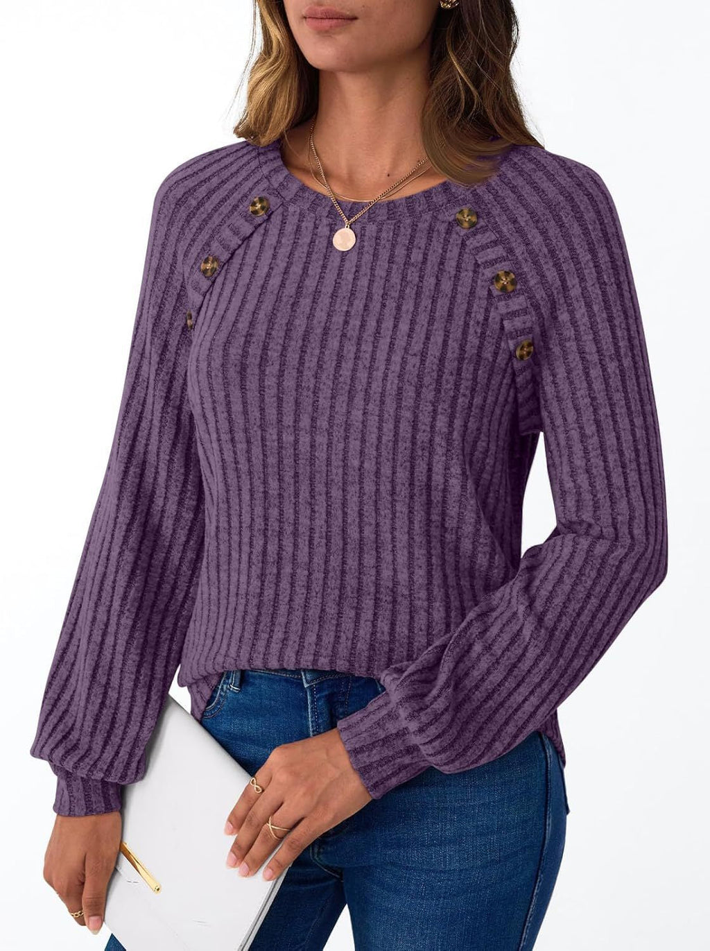 Pull en maille côtelée pour femmes avec patte de boutons décorative sur les manches raglan Echoarchiv