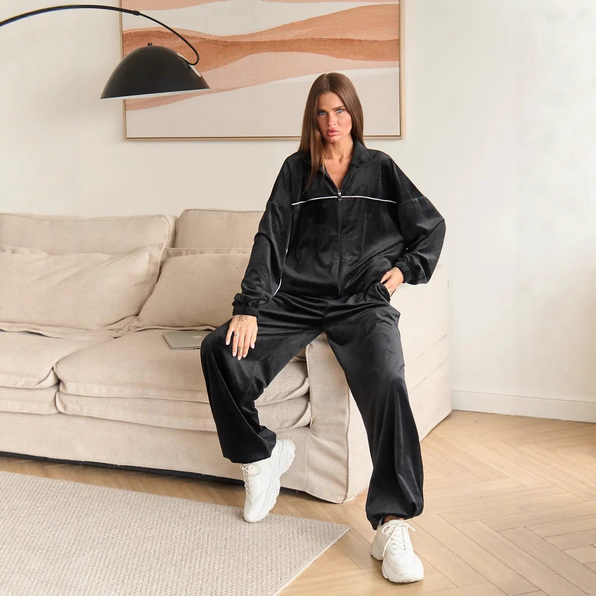 Ensemble Lounge Palazzo pour Femmes en velours doux avec col montant, coupe oversize et pantalon à taille élastique Echo Archiv