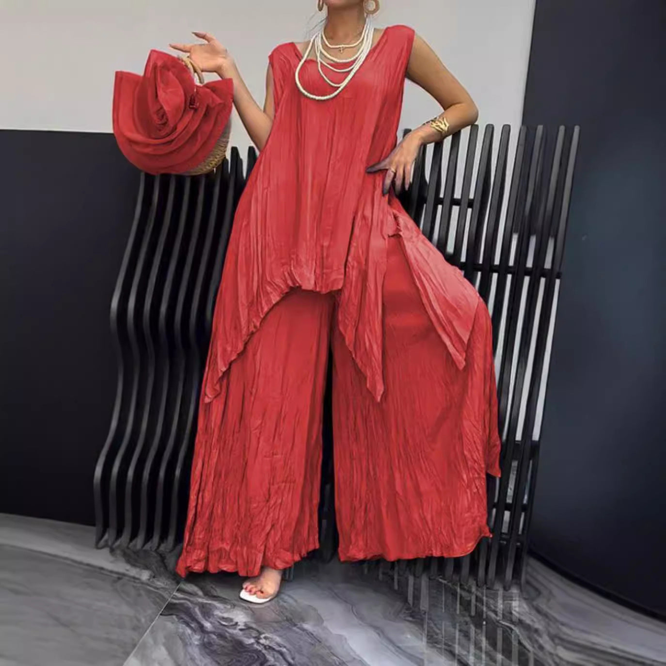 Ensemble léger à effet froissé pour femmes avec tunique sans manches et pantalon palazzo R&B