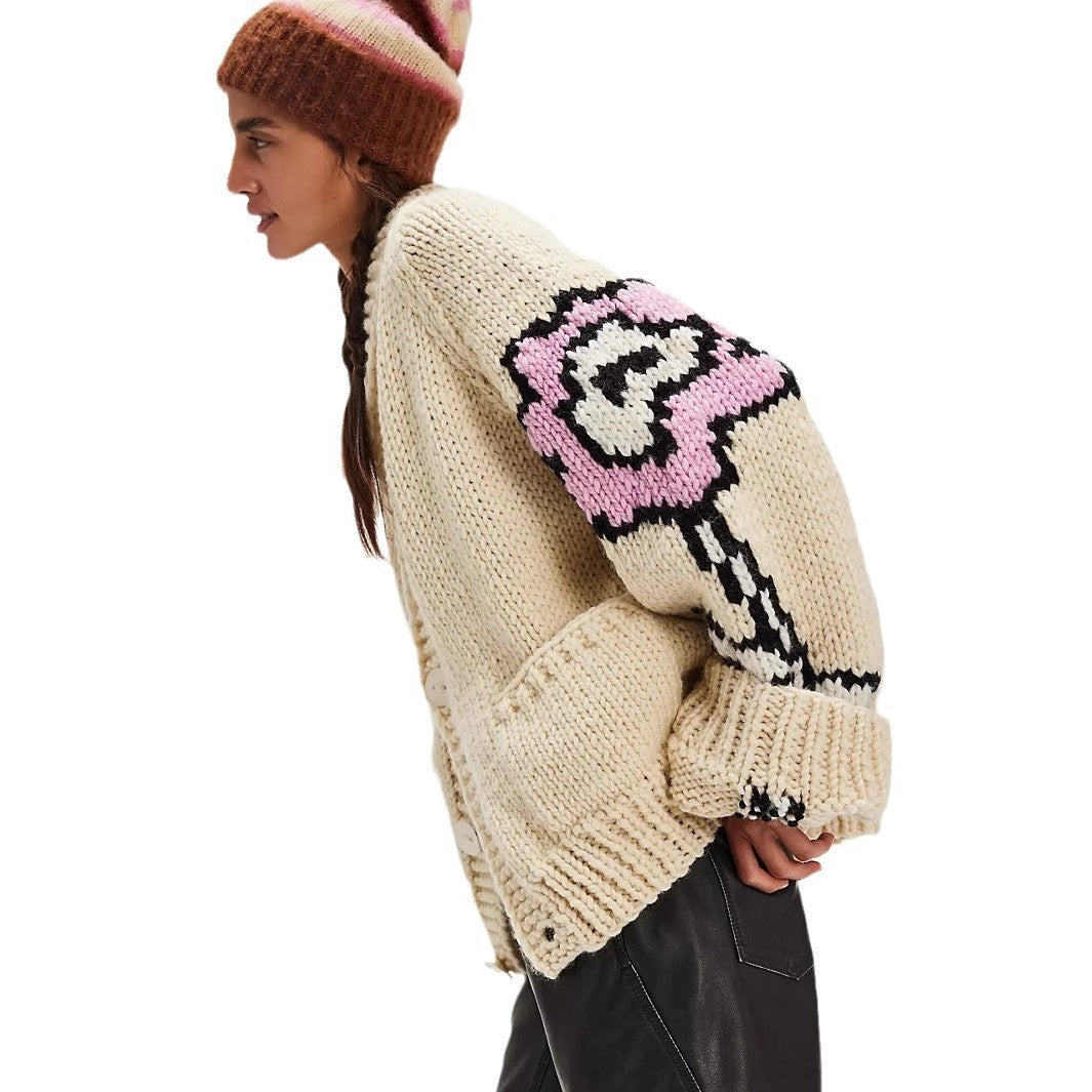 Cardigan oversized en grosse maille pour femmes avec col châle, intarsias floraux et patte de boutonnage Echoarchiv