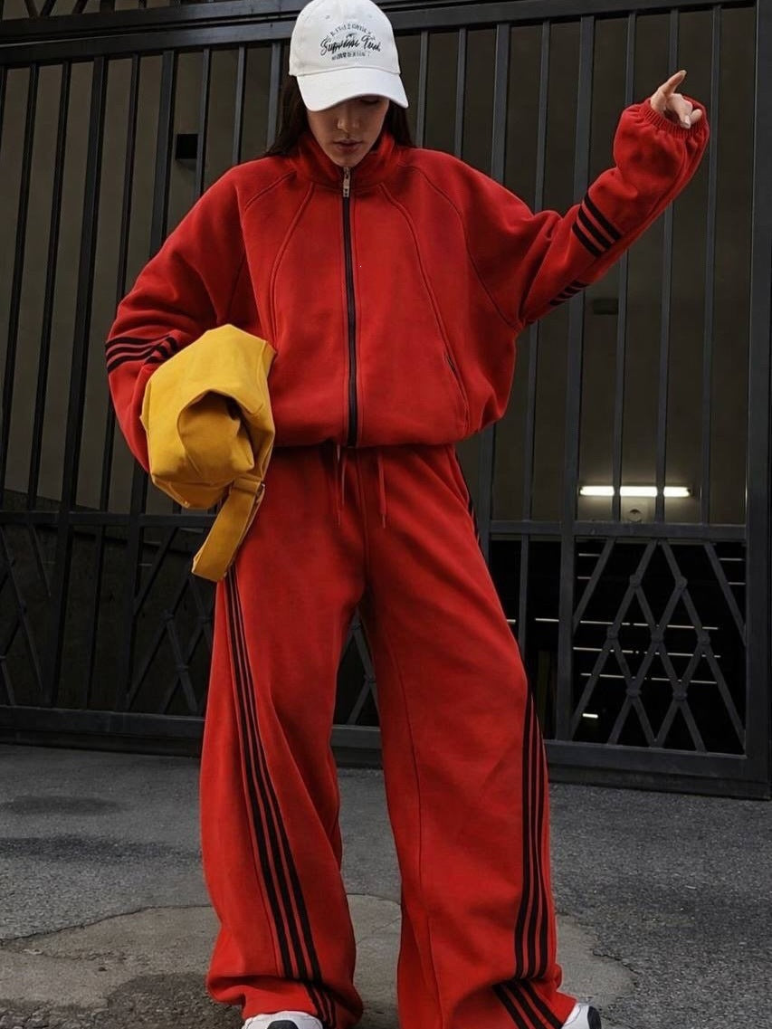 Ensemble de jogging ample pour femmes en polaire de coton avec fermeture éclair et bandes contrastées latérales Echoarchiv