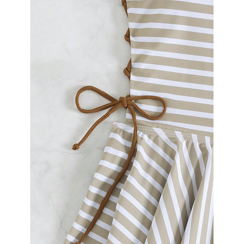 Ensemble de tankini dos nu pour femmes avec design à volants tendance R&B