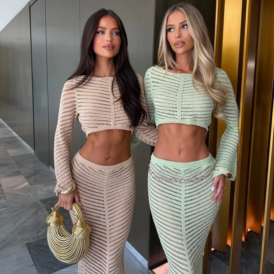 Ensemble élégant pour femmes en crochet avec crop-top à manches longues et jupe ajustée R&B