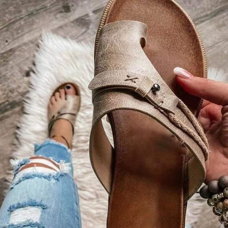 Sandales à brides confortables pour femmes avec design de bride ajustable et semelle anatomique R&B