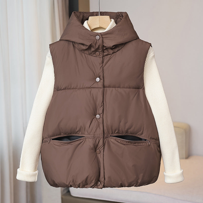 Gilet thermique sans manches pour femmes avec col montant volumineux, patte de boutonnage dissimulée et poches zippées sur les côtés Echo Archiv