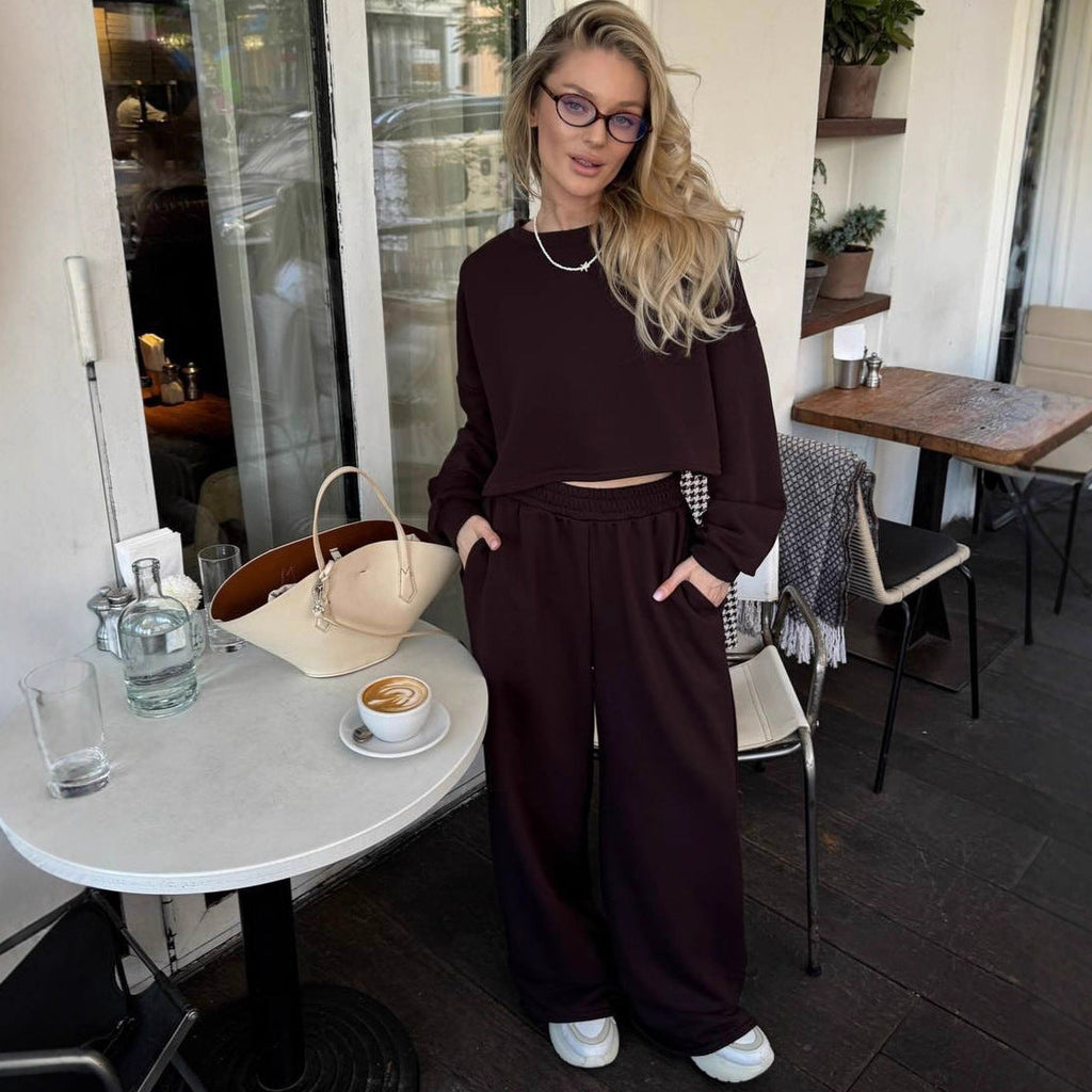 Ensemble Relaxed pour Femmes avec Sweat-Shirt Court à Col Rond et Pantalon Jogging Palazzo Taille Haute Écho Archiv