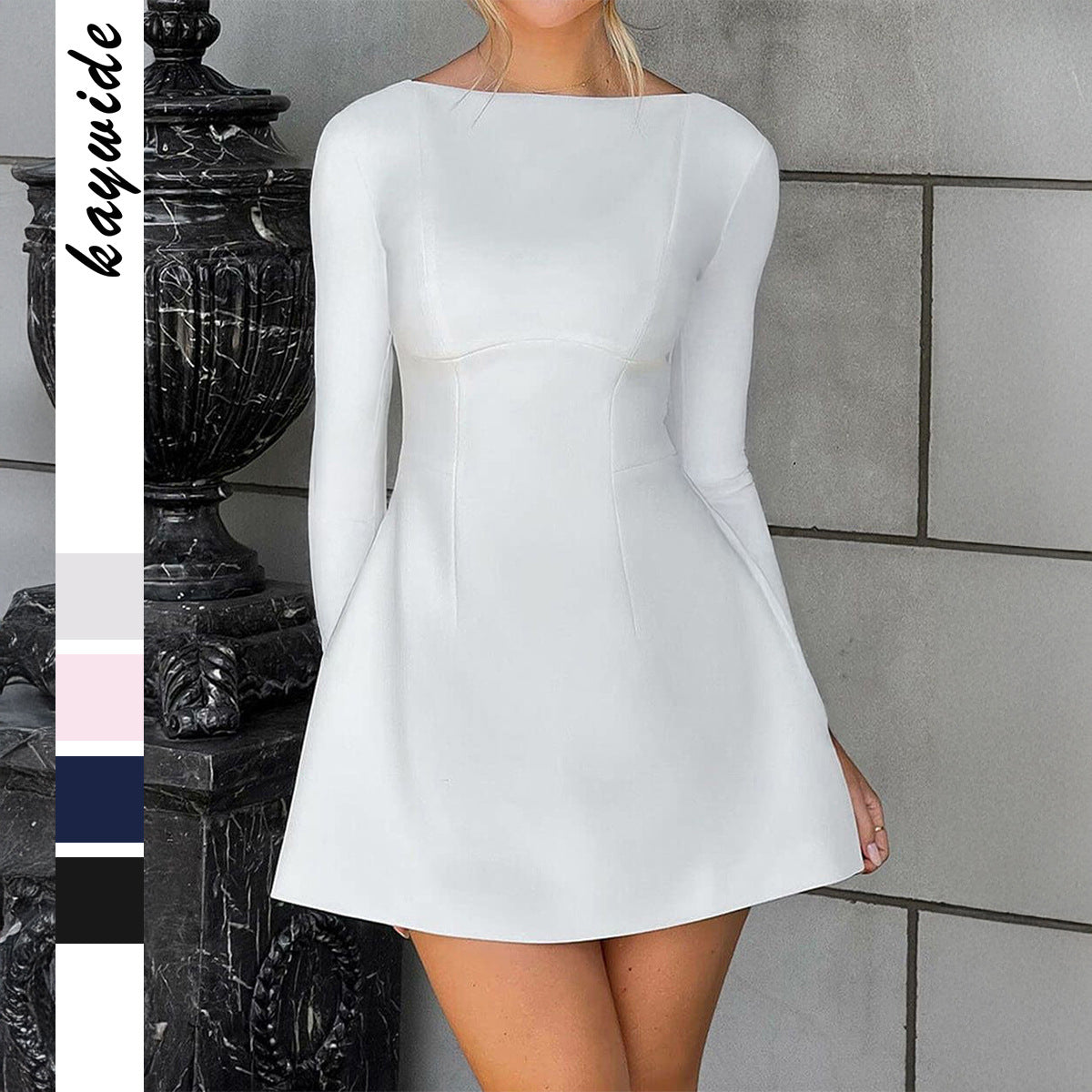 Robe A-line cintrée pour femmes avec décolleté bateau, manches longues et poches discrètes Echo Archiv