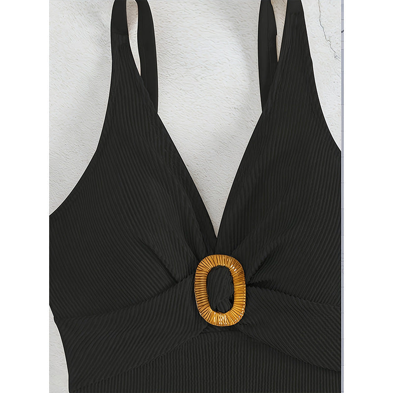 Maillot de bain une pièce féminin tendance avec décolleté en V et détail en bois R&B