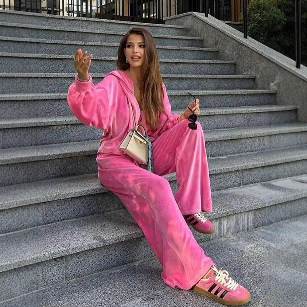 Ensemble lounge en velours doux pour femmes avec fermeture éclair courte, cordons extra longs et pantalon de confort à taille haute Echo Archiv