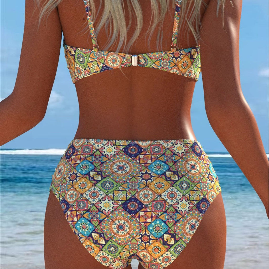 Ensemble de bikini pour femmes avec haut balconnet élégant et shorts de bain taille haute R&B