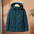 Veste thermique outdoor matelassée pour femmes avec capuche ergonomique et broderie florale sur les poches Echo Archiv