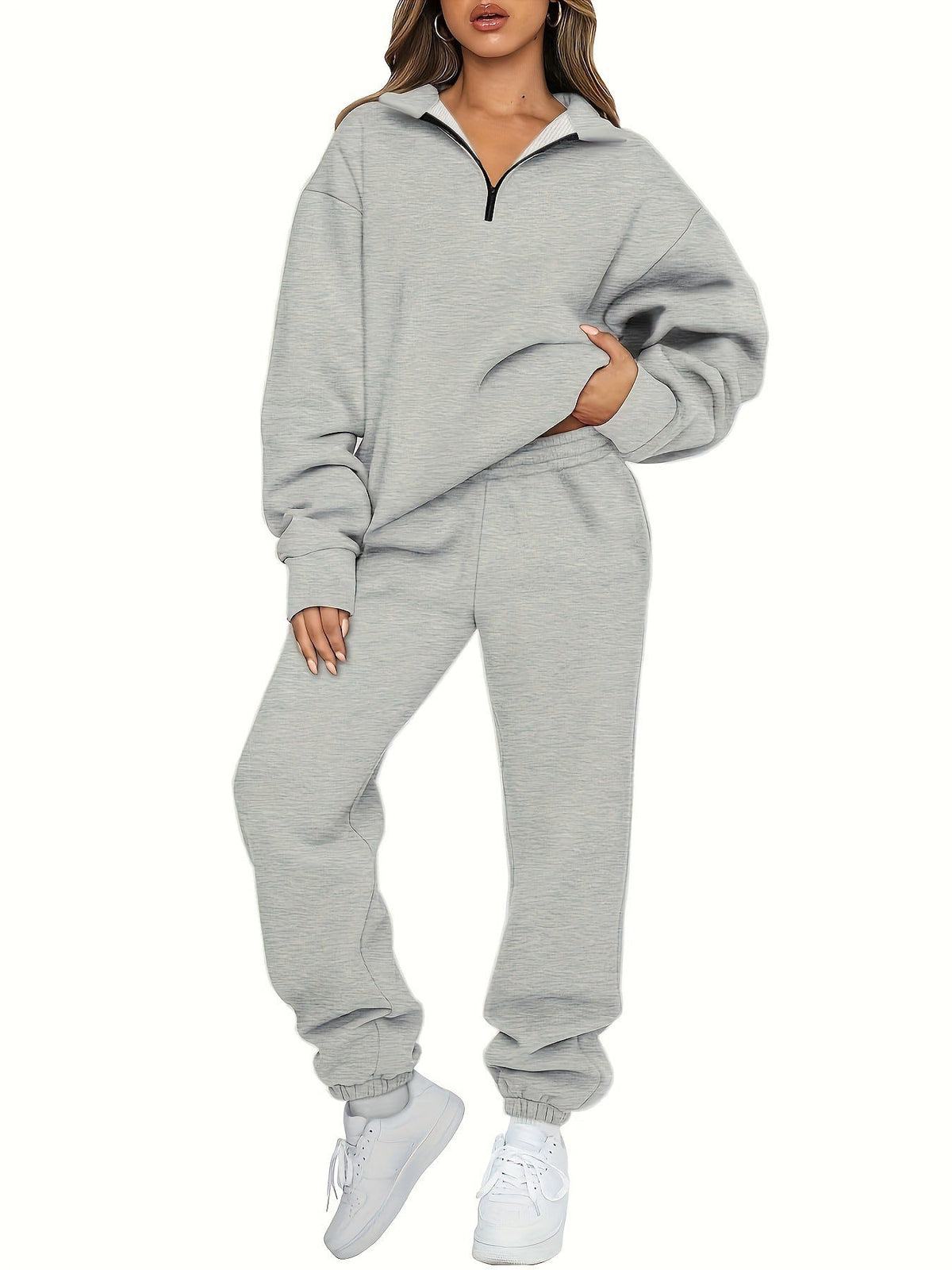Ensemble de détente pour femmes en deux parties avec sweat-shirt à demi-fermeture éclair et coupe oversize, pantalon de jogging Echo Archiv