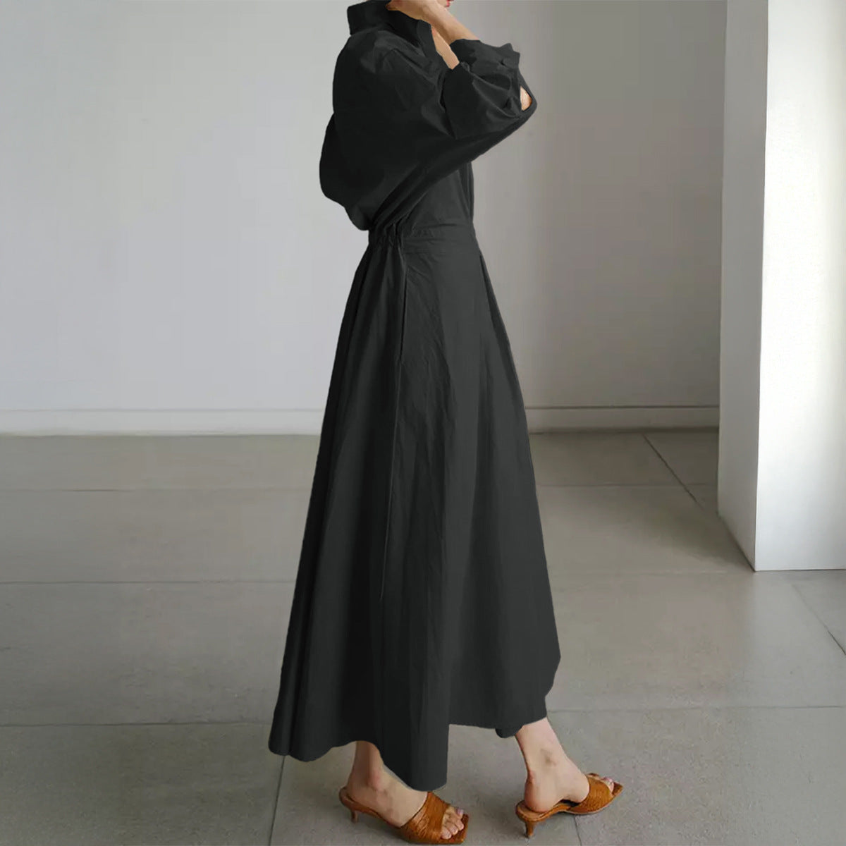 Robe chemise cintrée pour femmes avec col carré, manches mi-longues, poches latérales et jupe évasée Echo Archiv
