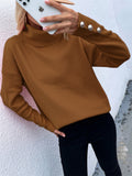 Pull à col roulé côtelé pour femmes avec coupe oversize et poignets à boutons décoratifs Echoarchiv