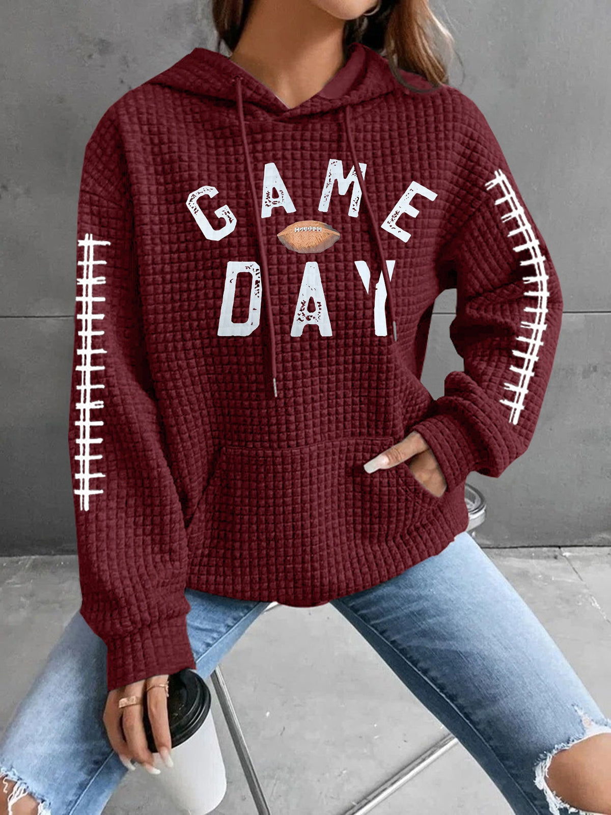 Sweat à capuche pour femmes avec design brodé