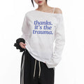 Chemisier court à manches longues off-shoulder pour femmes avec impression statement, décolleté asymétrique et coupe oversize Echo Archiv