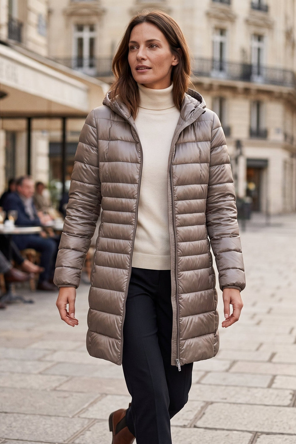 Manteau long matelassé à capuche et fermeture éclair